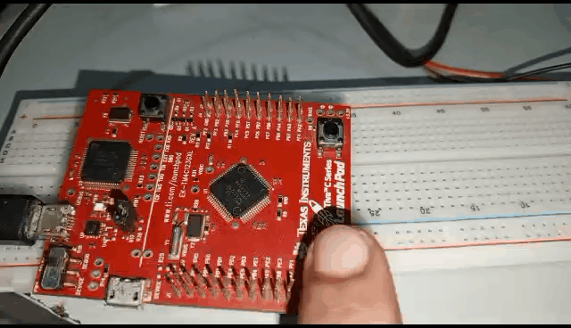 tiva c reading input tm4c123g